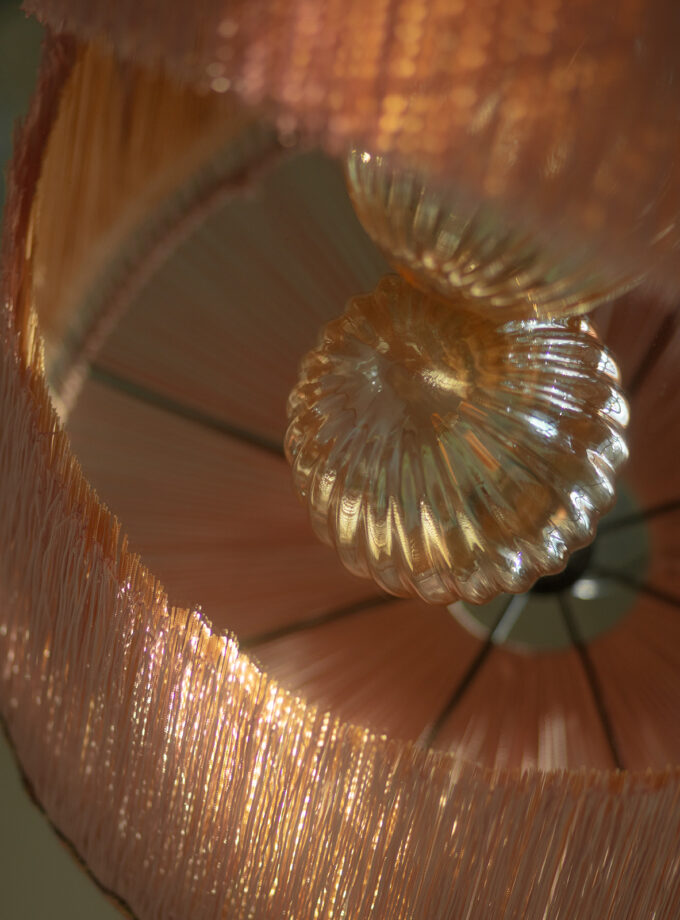 Lipsta z frędzlami 3