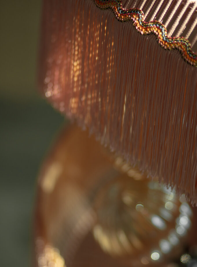 Lipsta z frędzlami 3