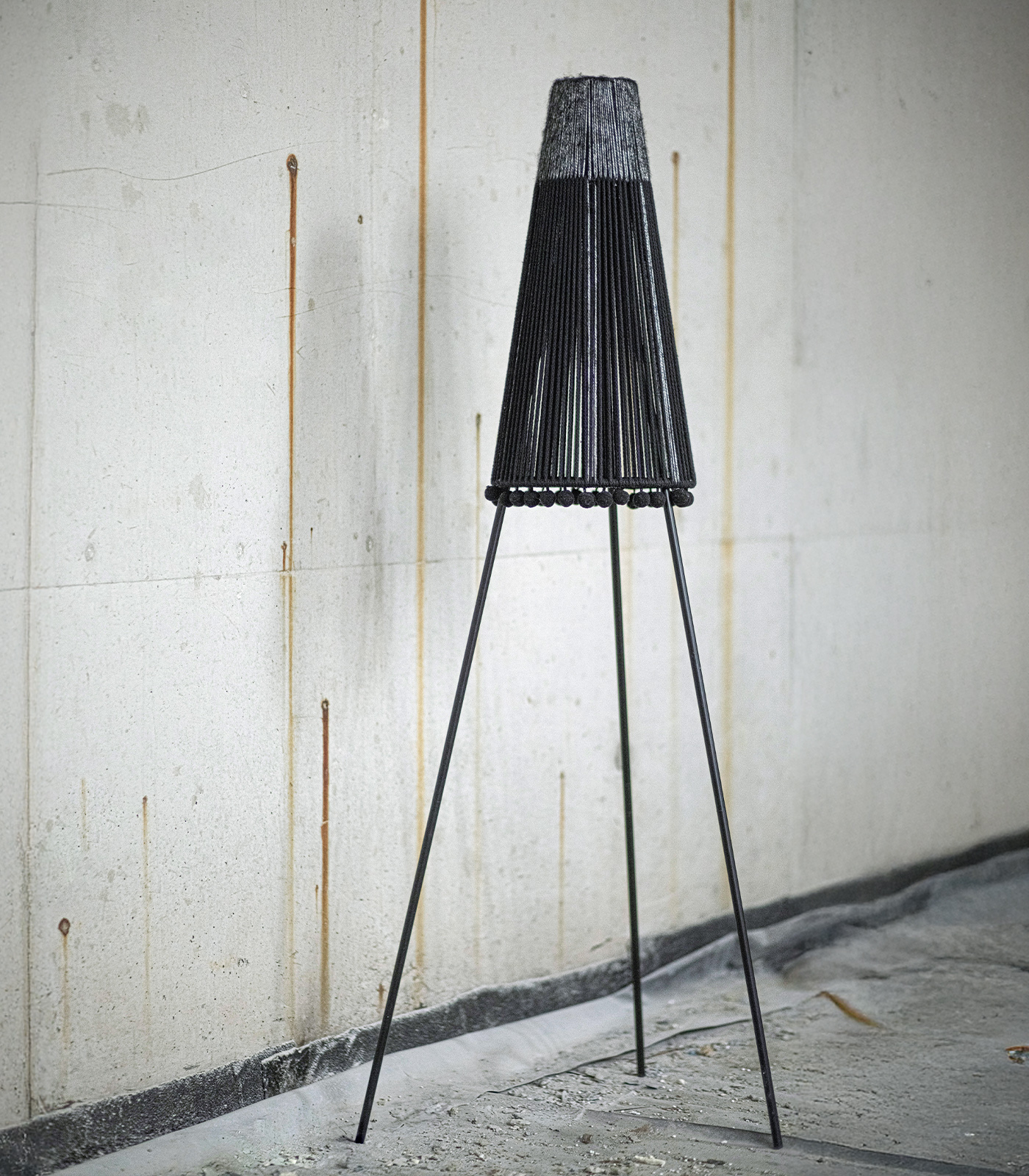 Zicherka 4 na trójnogu