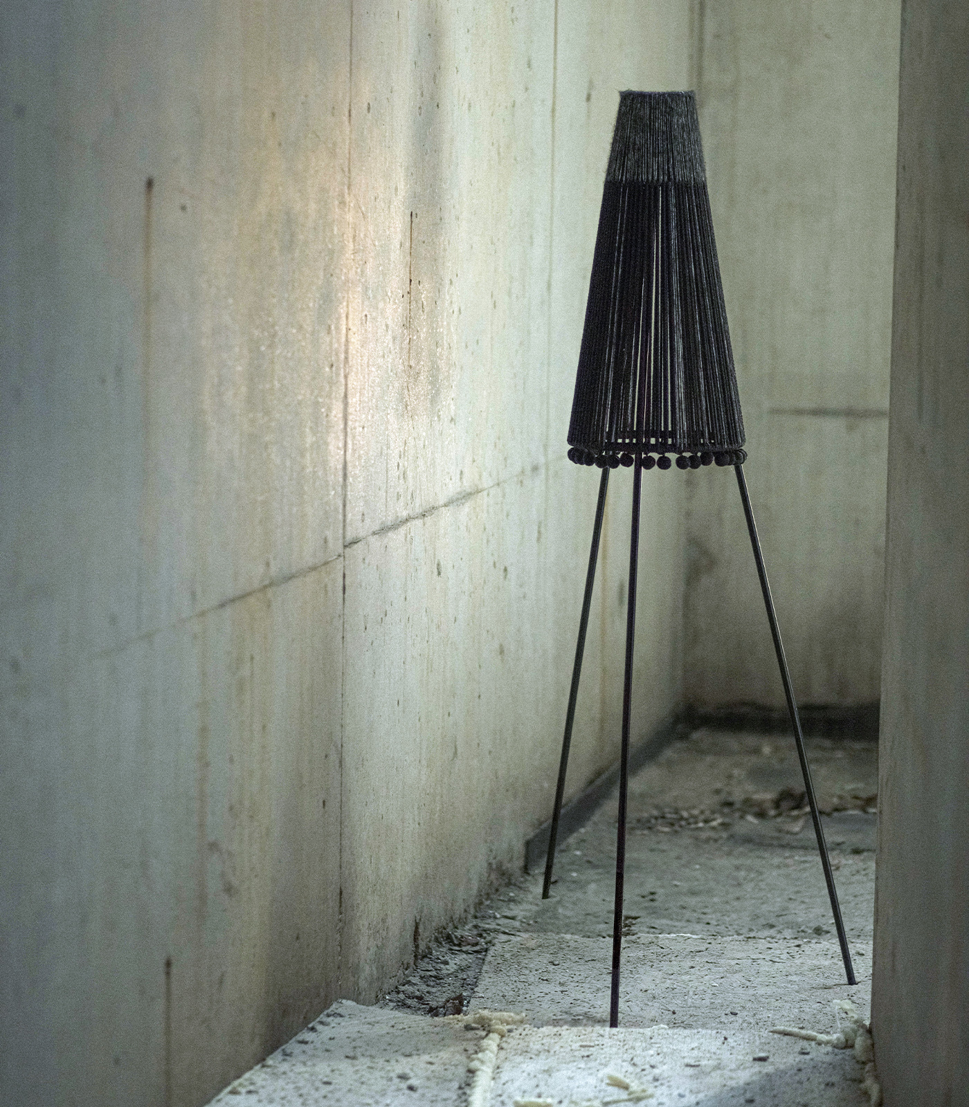 Zicherka 4 na trójnogu - obrazek 3